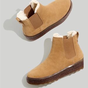 Madewell 
The Toasty Chelsea Boot size 9